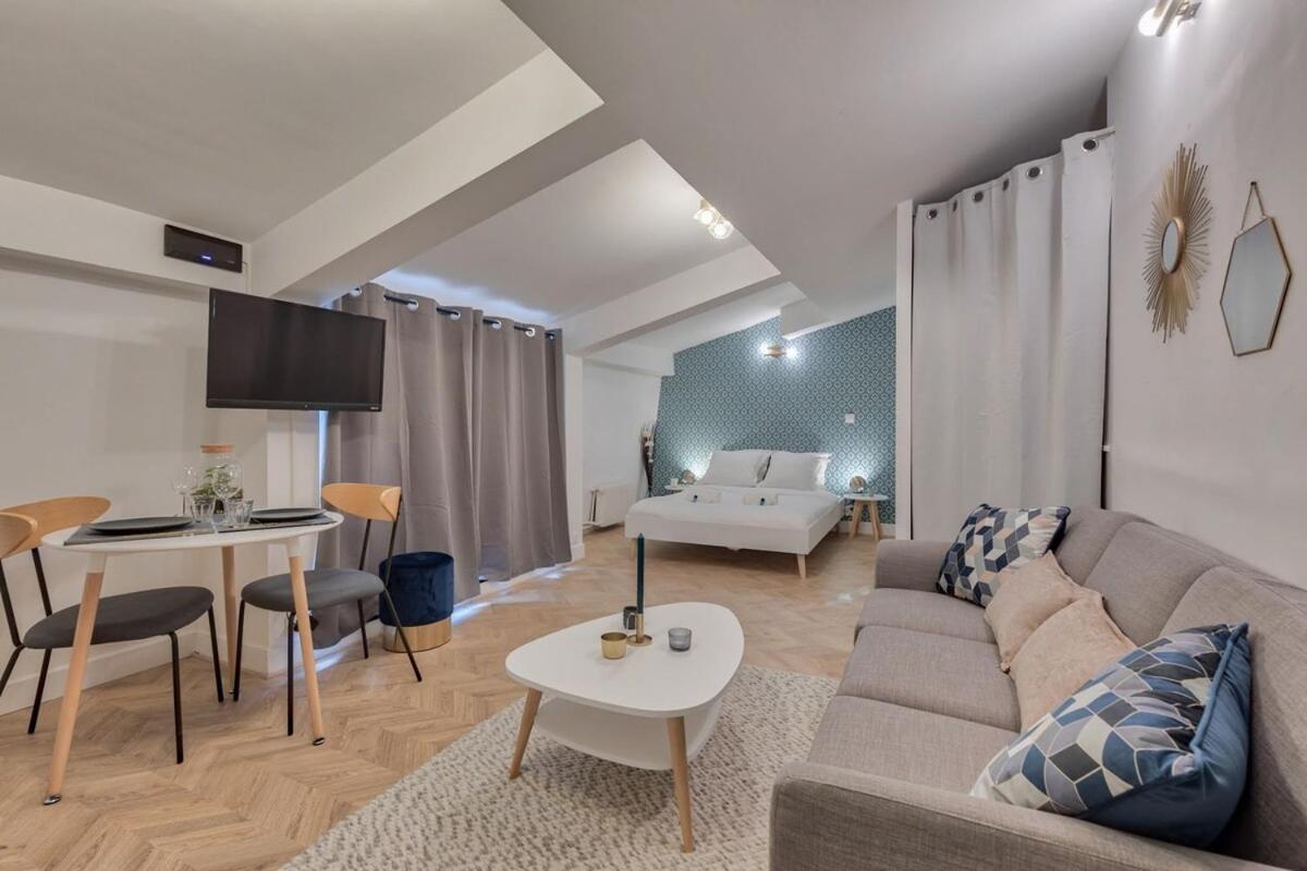 Appartement Renove Proche Arc Triomphe - 2P Paris Dış mekan fotoğraf